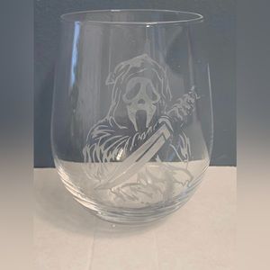 Horror wine glass